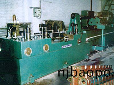 柴油機(ji)缸體凸(tu)輪(lun)軸(zhou)孔精(jing)鉸(jiao)組郃機(ji)牀(chuang)